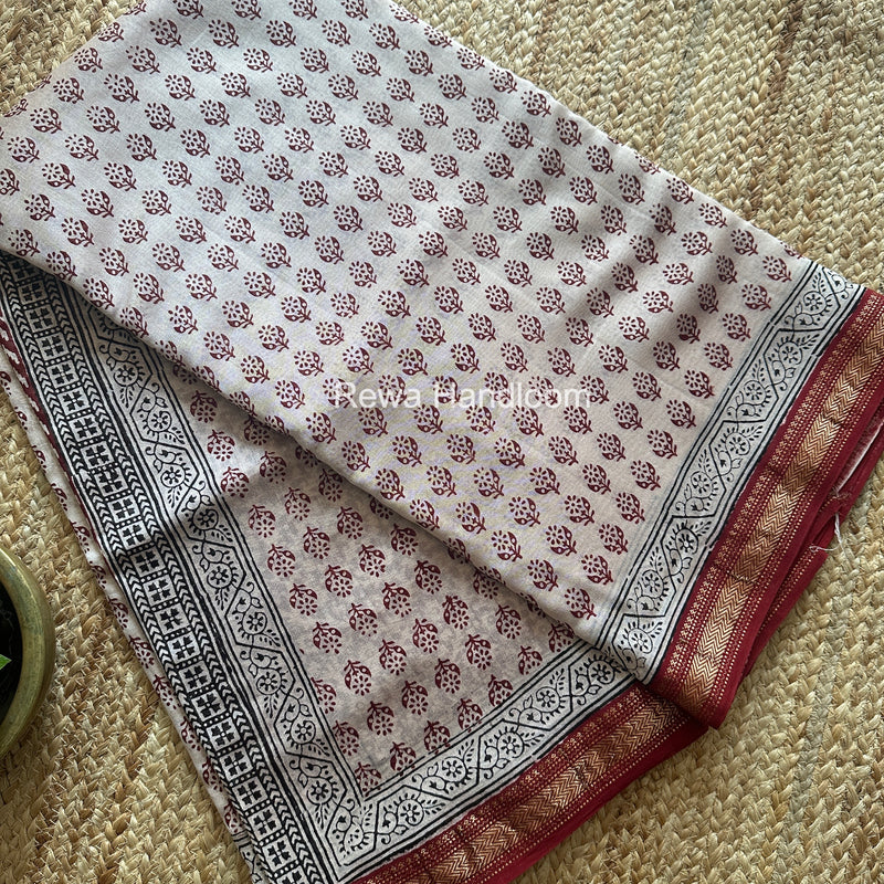Maheshwari Bagh Print Small Border Saree
