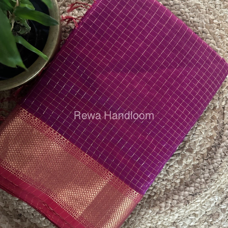 Maheshwari Magenta Zari Checks Saree ZCHX272