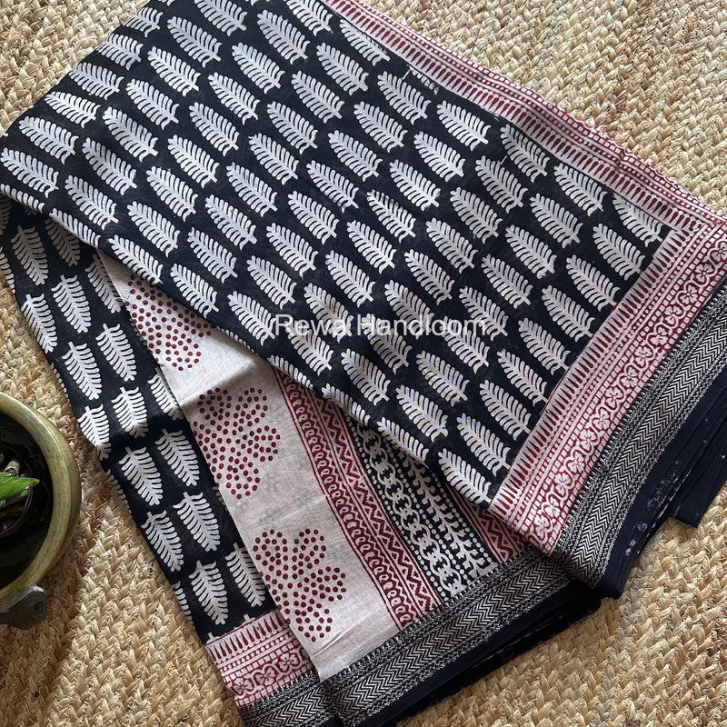 Maheshwari Bagh Print Small Border Saree