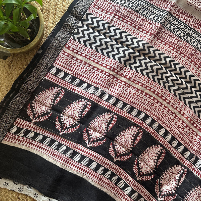 Maheshwari Black Bagh Print Small Border Saree MTBS173