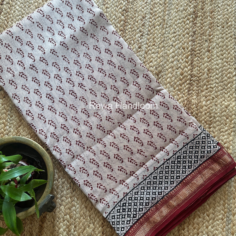 Maheshwari White Bagh Print Small Border Saree MTBS167