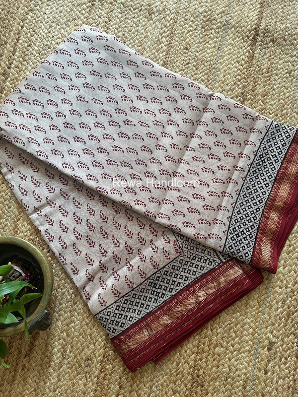Maheshwari Bagh Print Small Border Saree