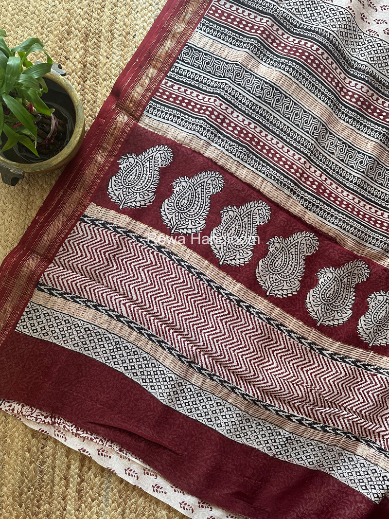 Maheshwari White Bagh Print Small Border Saree MTBS167