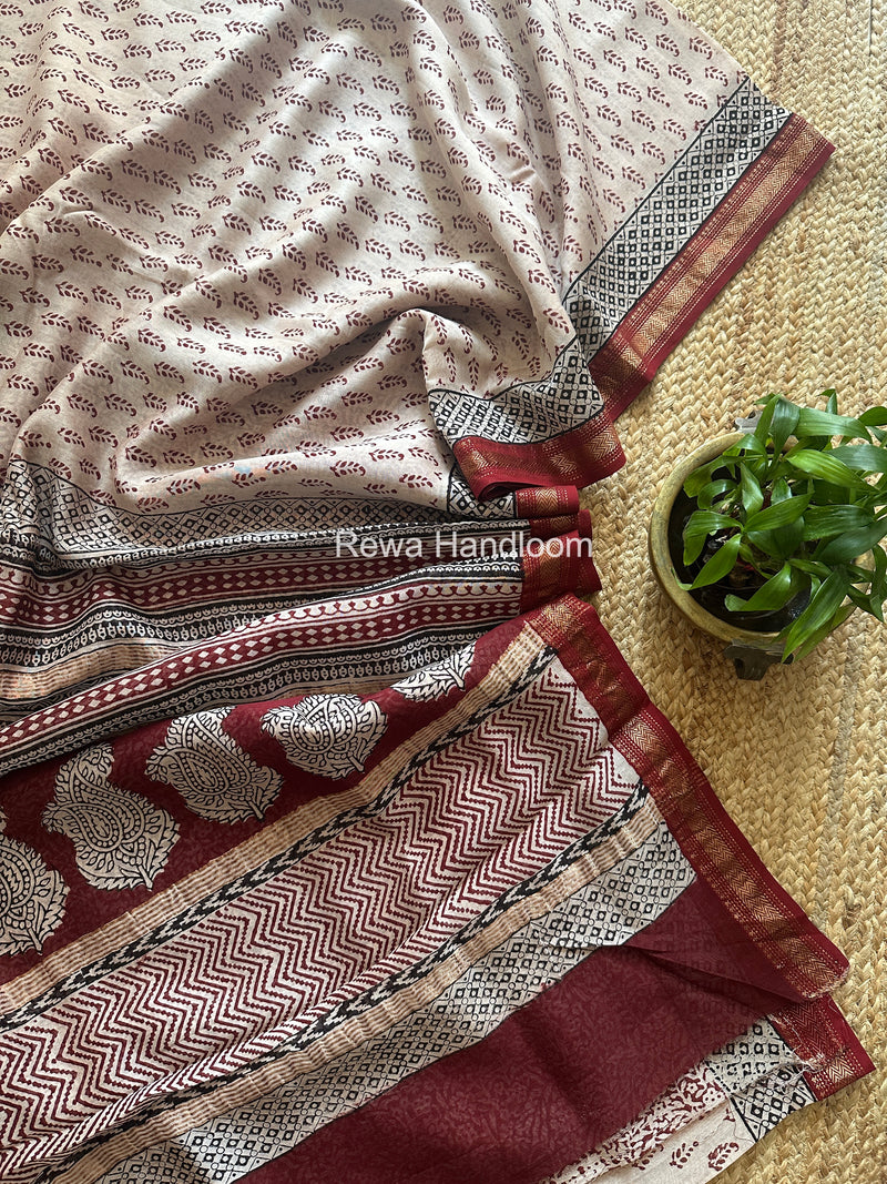 Maheshwari White Bagh Print Small Border Saree MTBS167