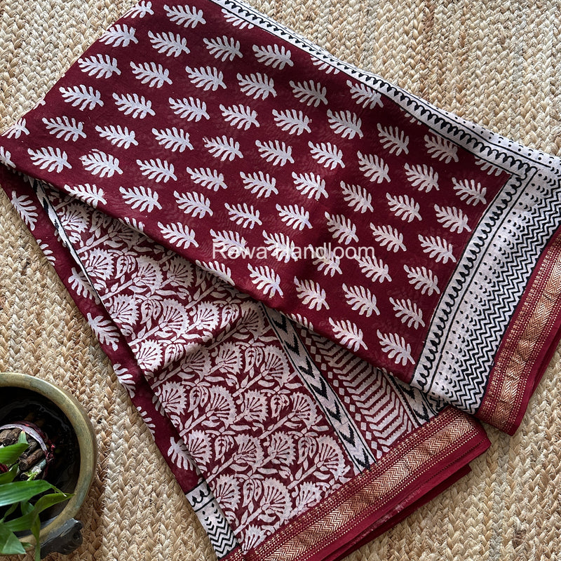 Maheshwari Bagh Print Small Border Saree