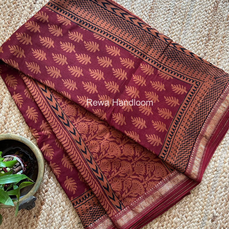 Maheshwari Bagh Print Small Border Saree