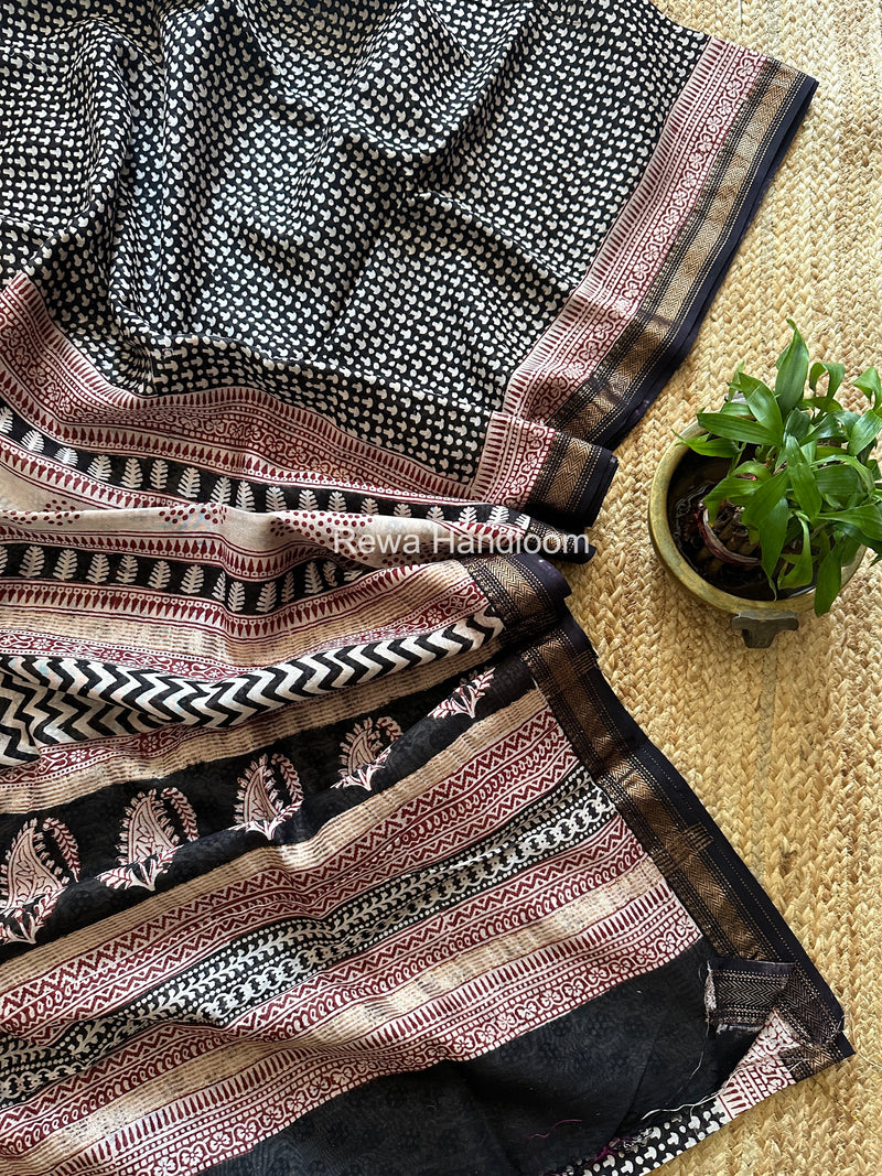 Maheshwari Black Bagh Print Small Border Saree MTBS180