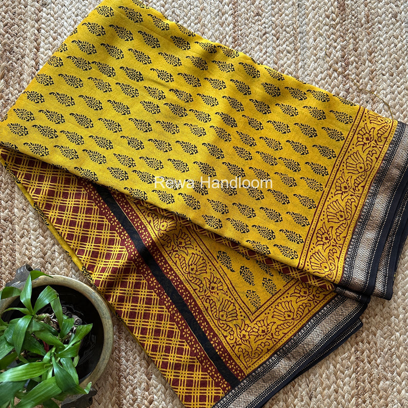 Maheshwari Bagh Print Small Border Saree