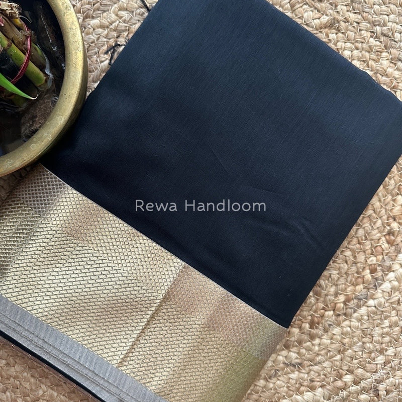 Maheshwari Black Resham Thread Border Saree RTS012
