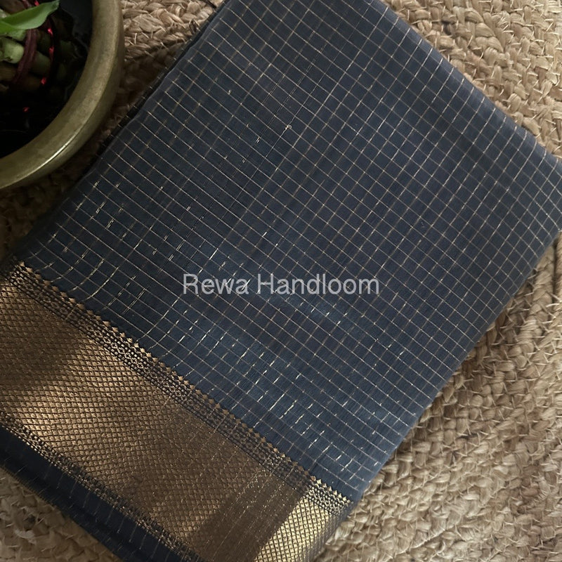 Maheshwari Grey Zari Checks Saree ZCHX308