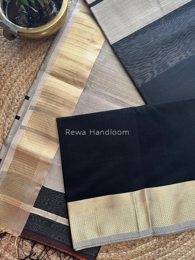  Resham Thread Border Saree