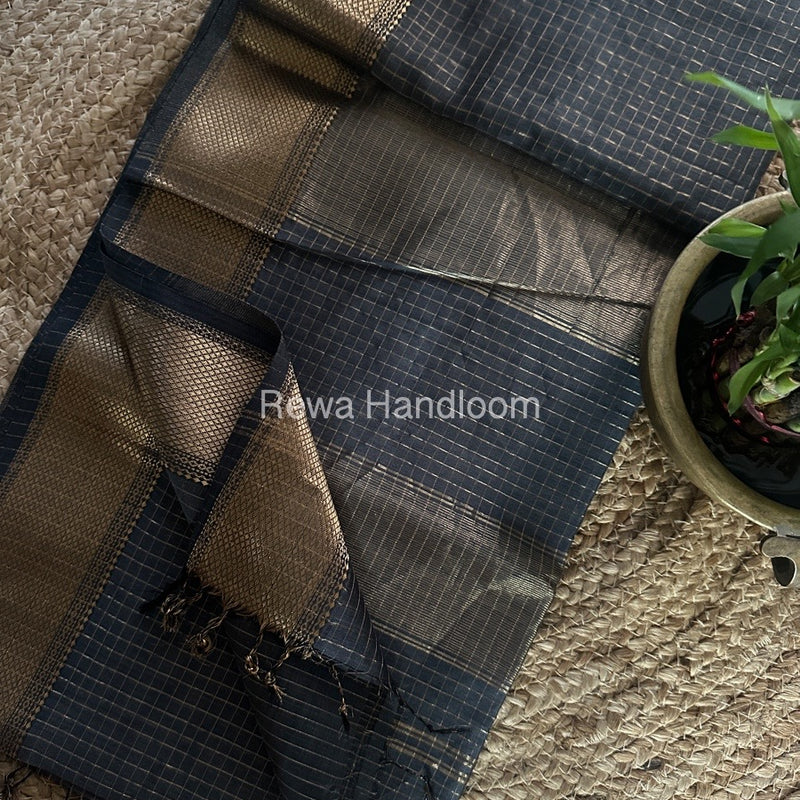 Maheshwari Zari Checks Saree