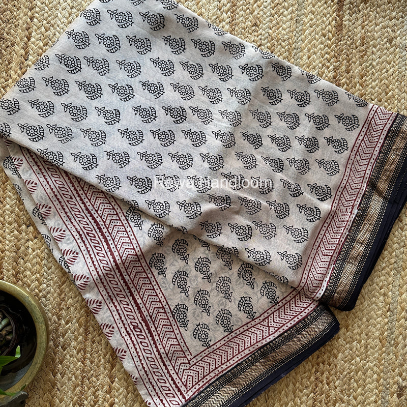 Maheshwari Bagh Print Small Border Saree