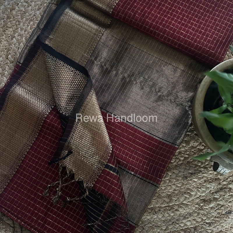 Maheshwari Zari Checks Saree