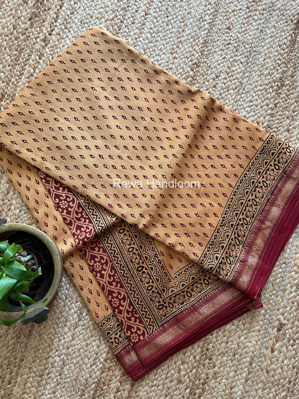 Maheshwari Bagh Print Small Border Saree