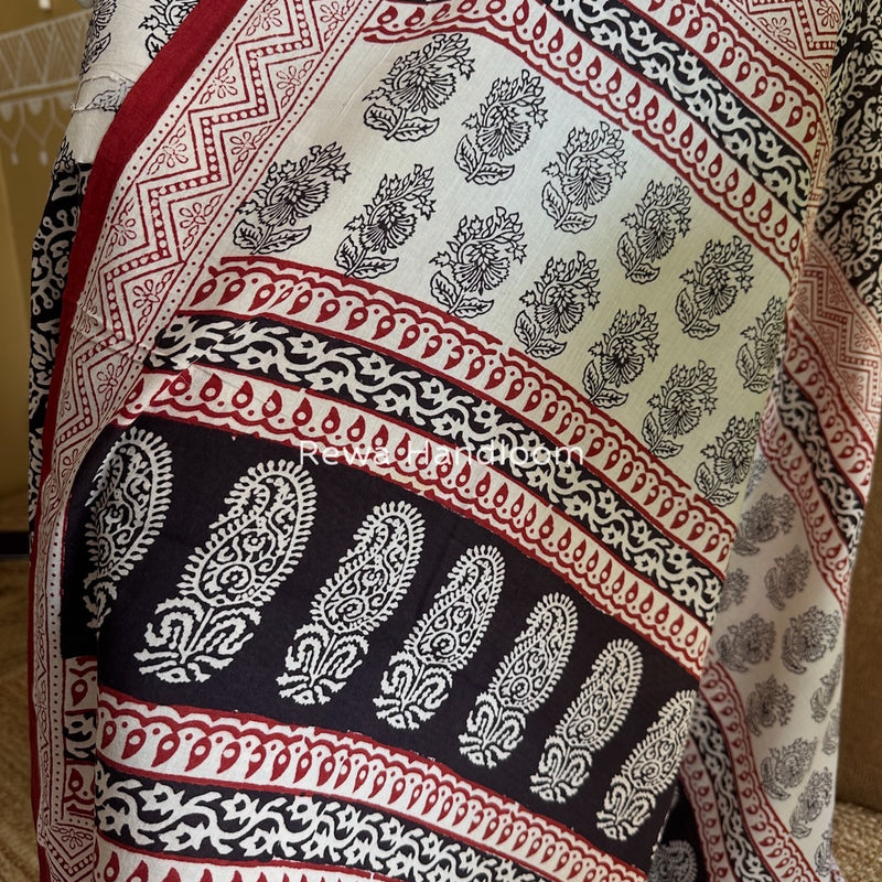 White-Black Bagh Print Cotton Suit BGCSJ036