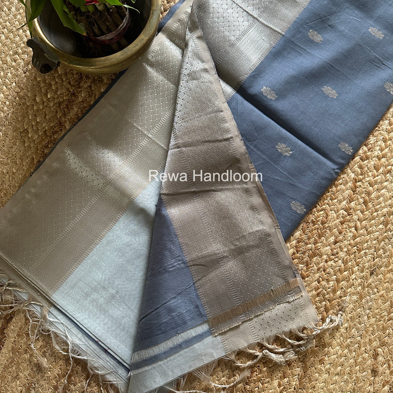 Maheshwari Grey Silver Butti Saree SGSB035