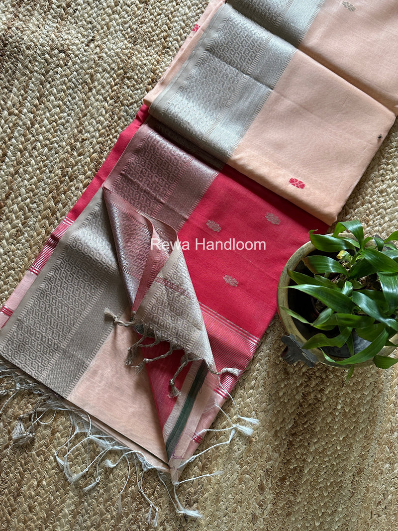 Maheshwari Silver Butti Saree