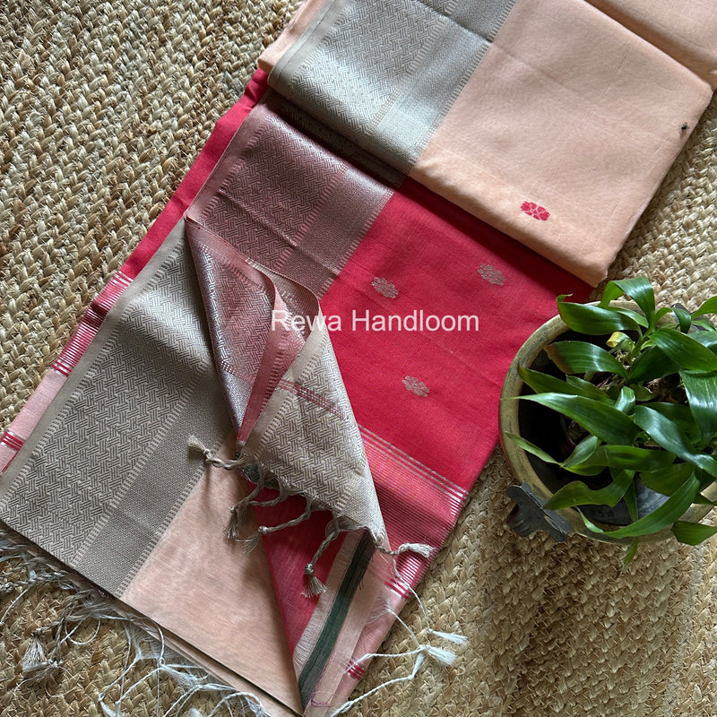 Maheshwari Silver Butti Saree