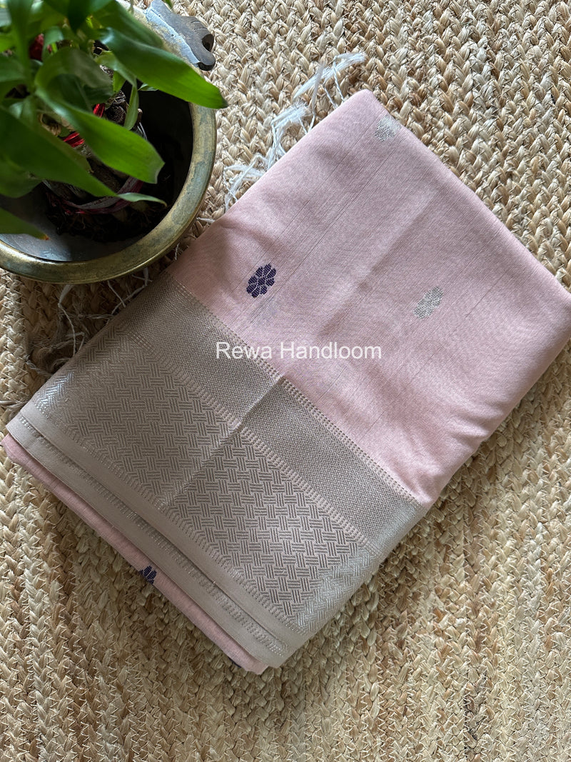 Maheshwari Light Peach Silver Butti Saree SGSB030