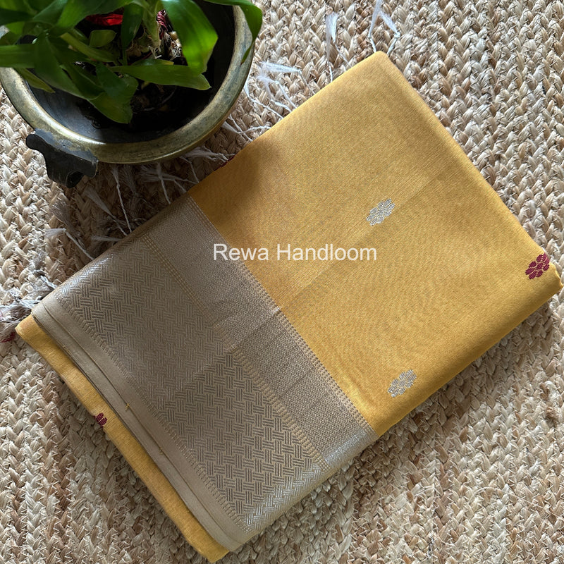 Maheshwari Turmeric Yellow Silver Butti Saree SGSB031