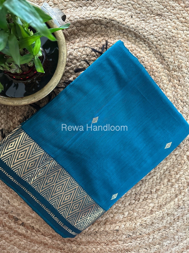 Famous Nayanthara Rama Green Zari Butti Maheshwari Saree DBS012