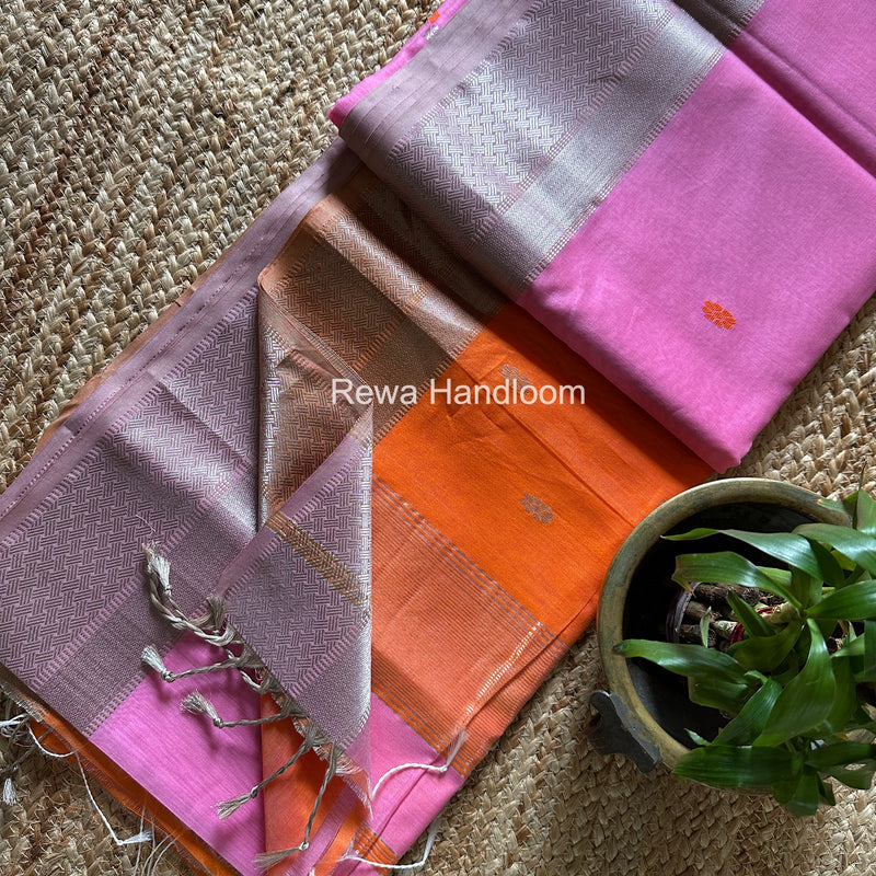 Maheshwari Silver Butti Saree