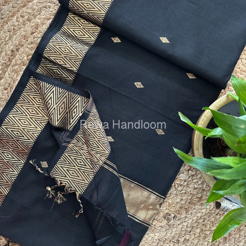 Famous Nayanthara Black Zari Butti Maheshwari Saree DBS014