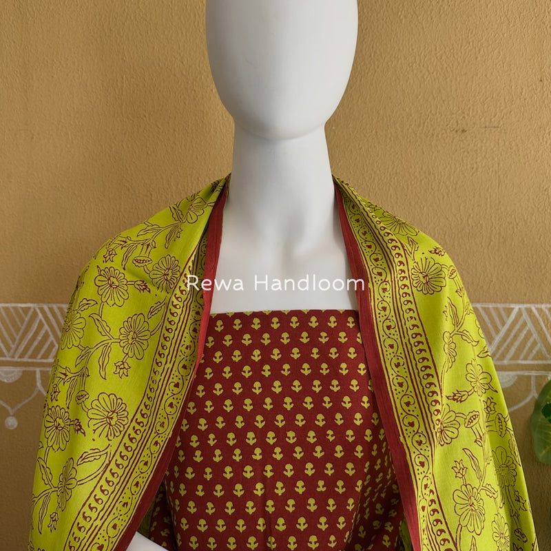 Red-Parrot Green Bagh Print Cotton Suit BGCSJ033