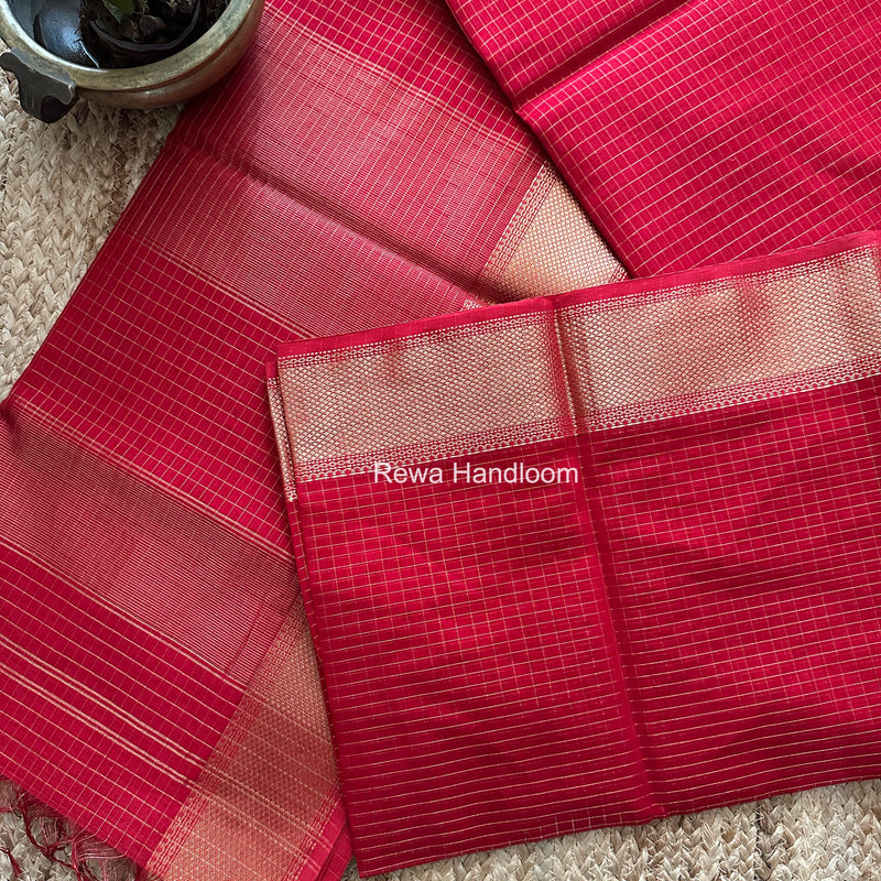 Maheshwari Red Zari Checks Saree ZCHX486