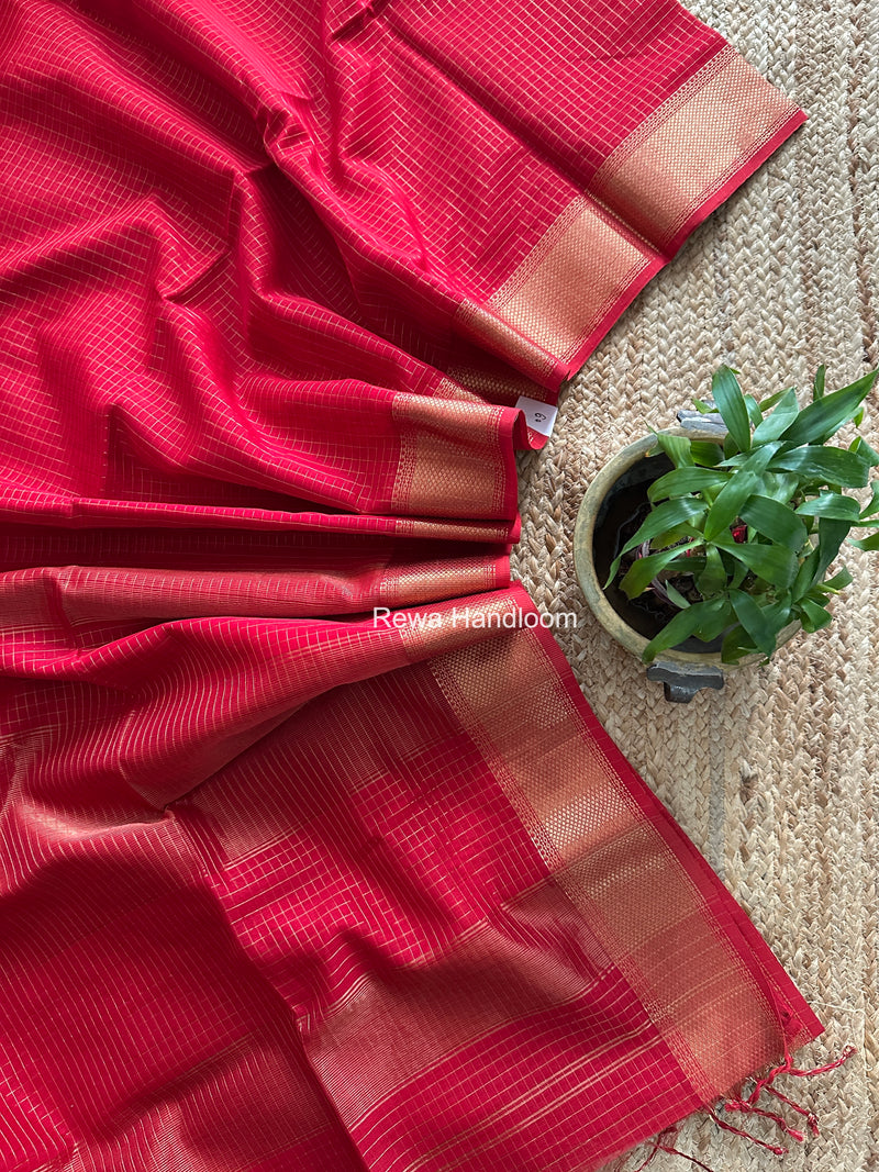 Maheshwari Red Zari Checks Saree ZCHX486