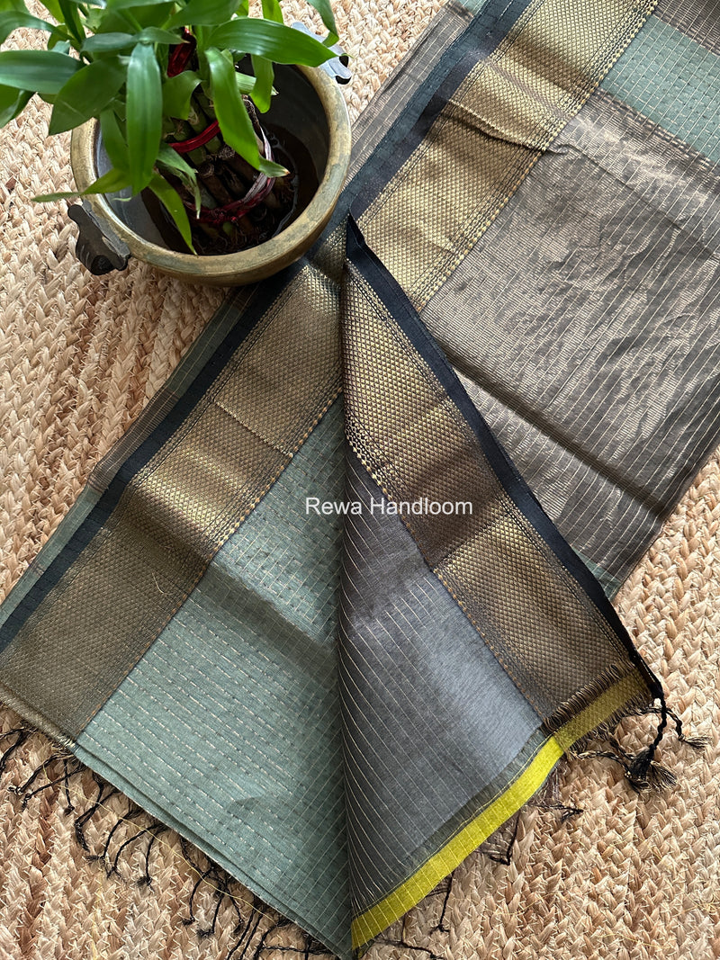 Maheshwari Light Pista Green Zari Checks Saree ZCHX477