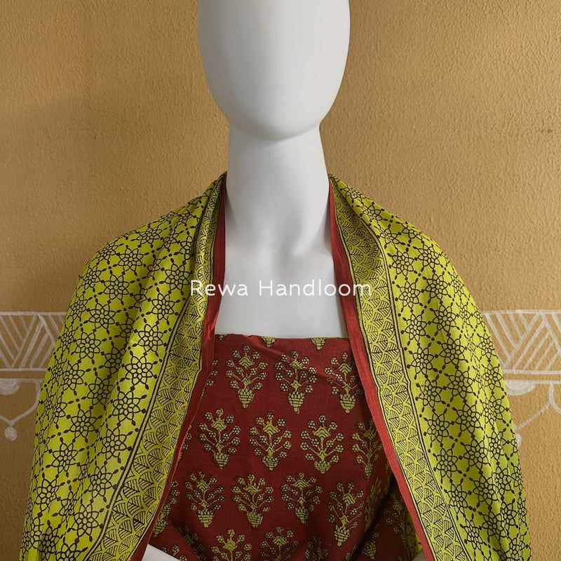 Red-Yellow Bagh Print Cotton Suit BGCSJ063