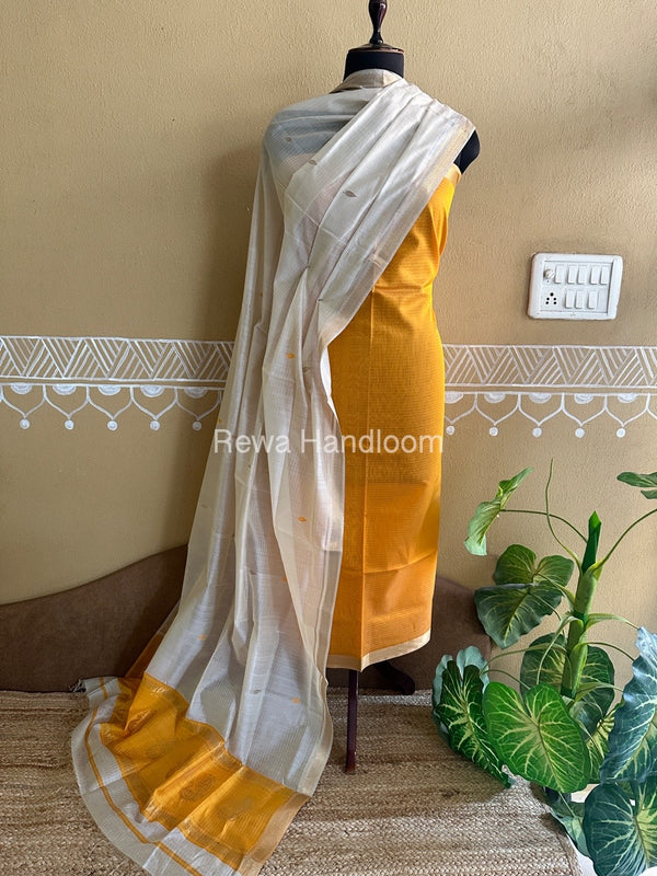 Maheshwari Orange-Off White Peacock Buta-Buti Top-Dupatta Set BTP0275