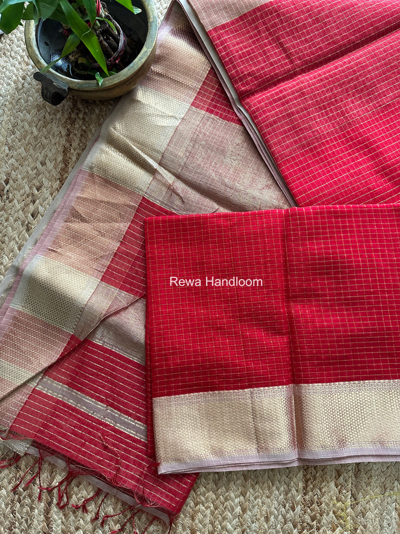 Maheshwari Red Zari Checks Saree ZCHX468