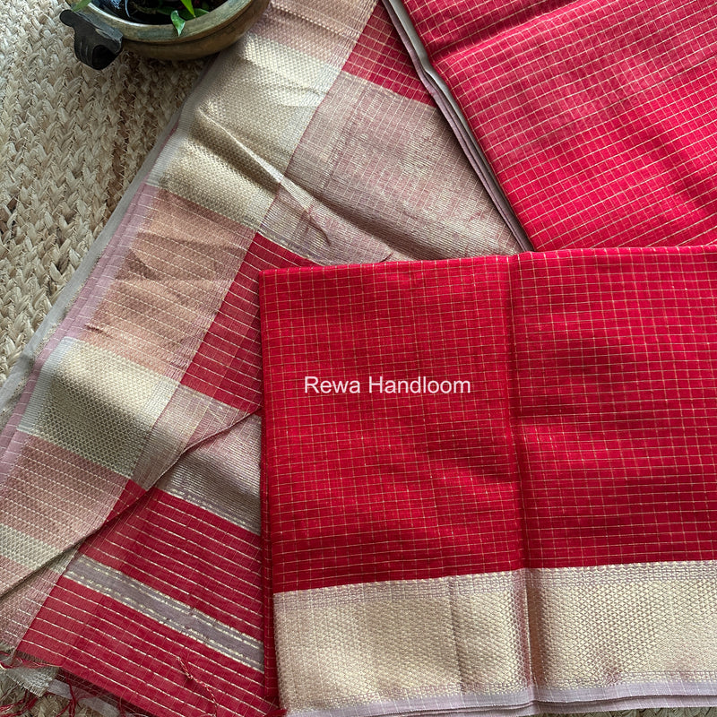 Maheshwari Red Zari Checks Saree ZCHX468