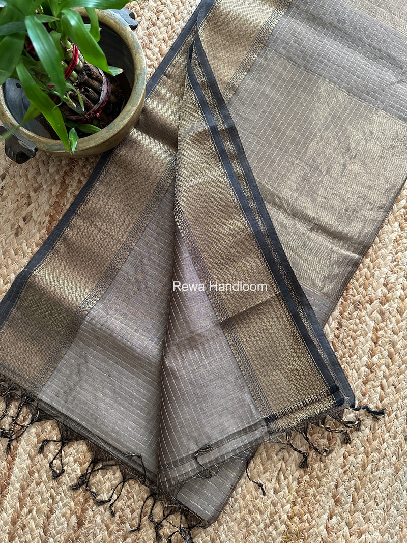 Maheshwari Beige Zari Checks Saree ZCHX467