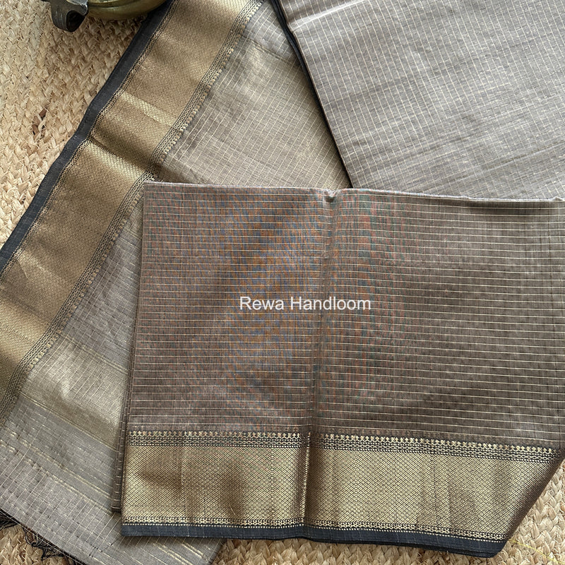 Maheshwari Beige Zari Checks Saree ZCHX467