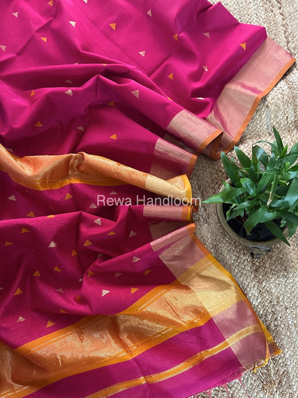  Zari Butti Maheshwari Saree