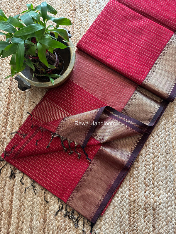 Maheshwari Zari Checks Saree