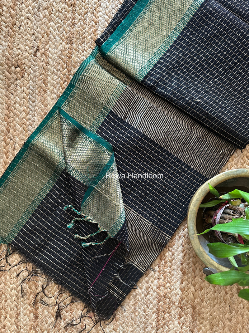 Maheshwari Zari Checks Saree