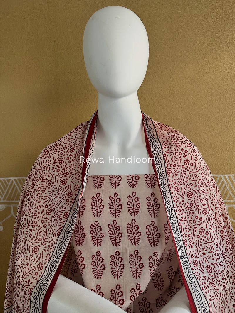 White-Red Bagh Print Cotton Suit BGCSJ057