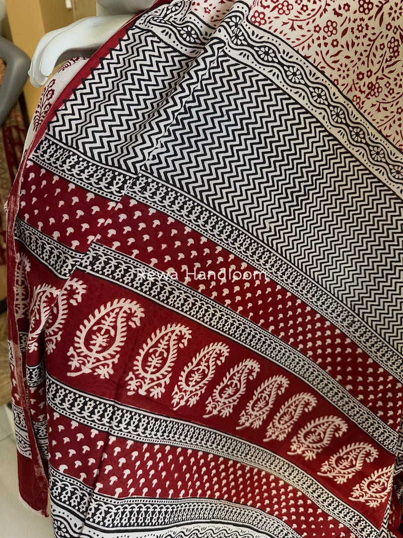 White-Red Bagh Print Cotton Suit BGCSJ057