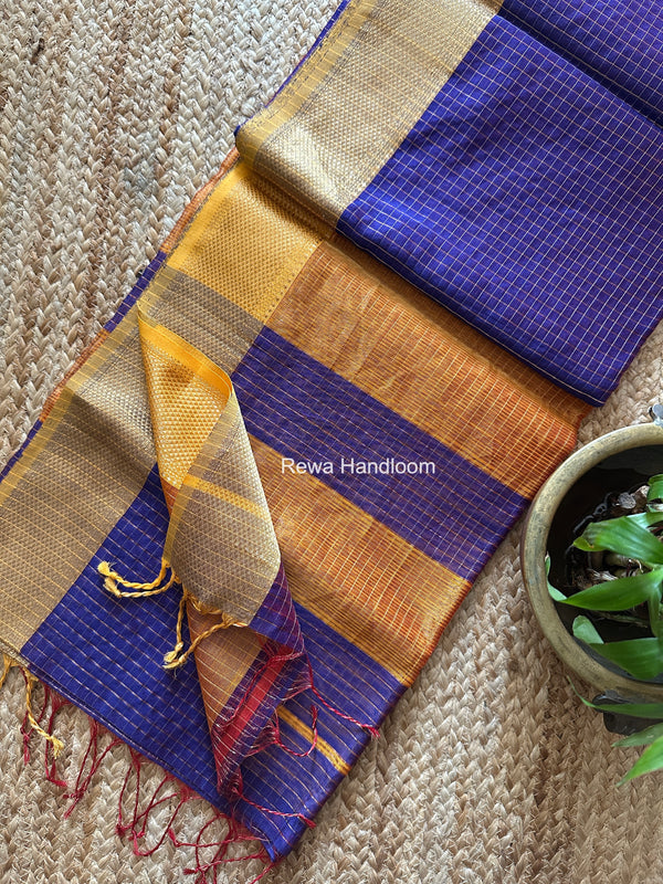 Maheshwari Zari Checks Saree