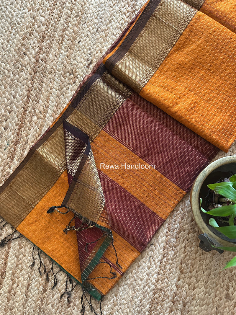 Maheshwari Zari Checks Saree