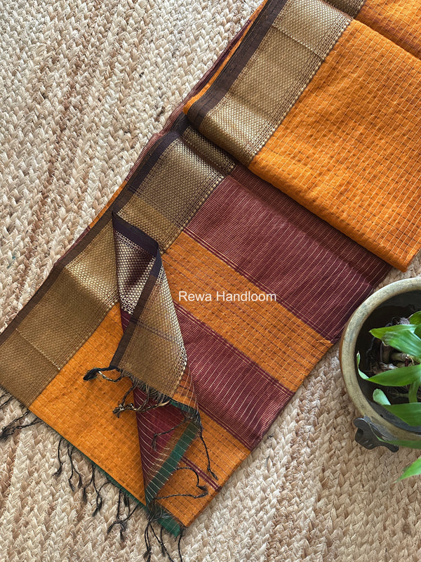 Maheshwari Zari Checks Saree