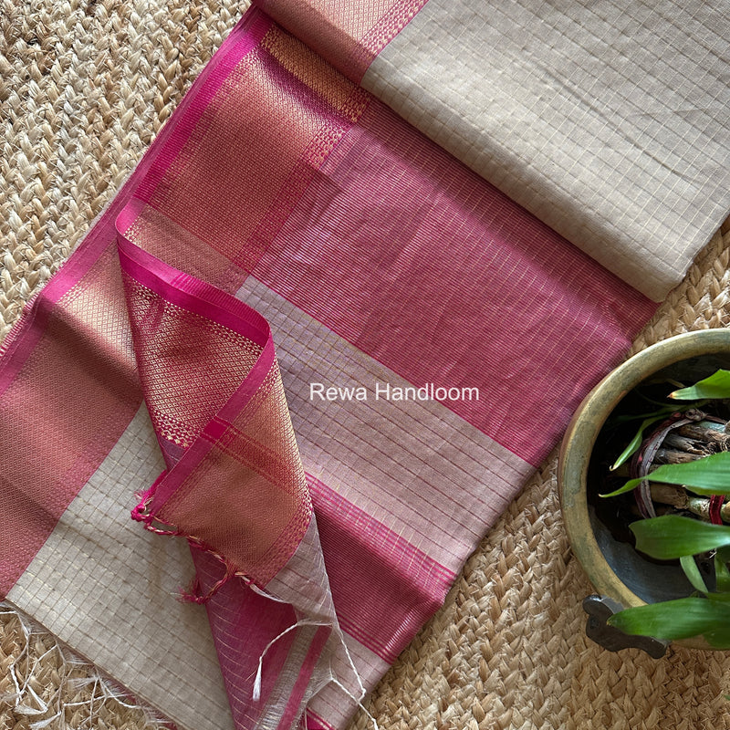 Maheshwari Zari Checks Saree