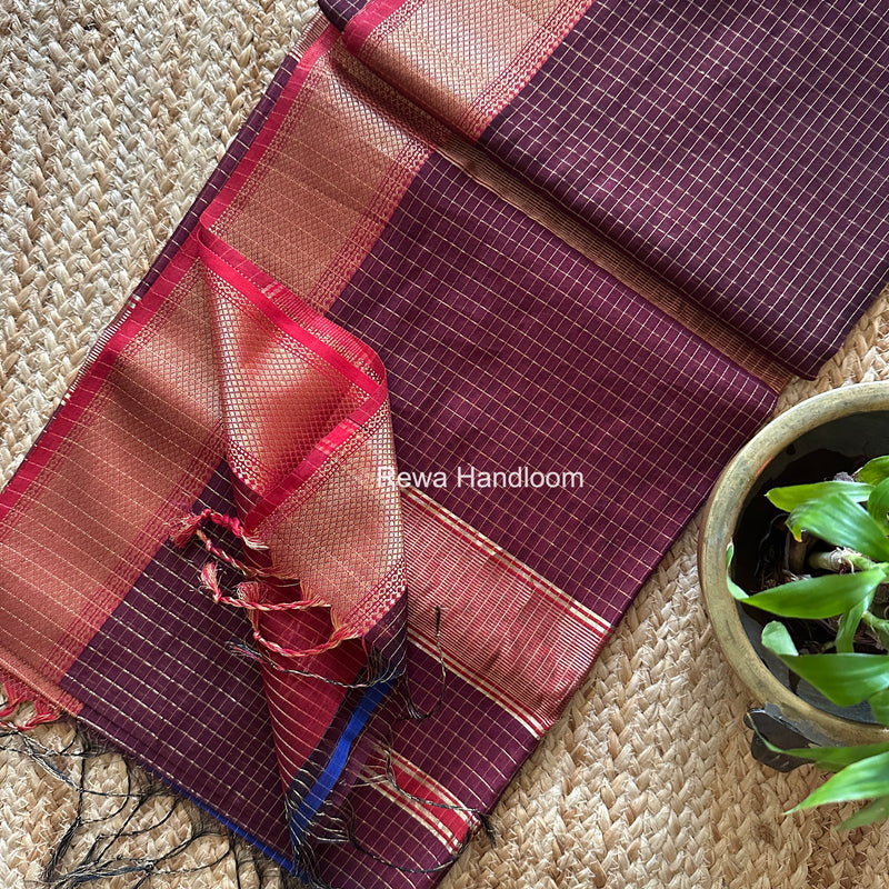 Maheshwari Zari Checks Saree