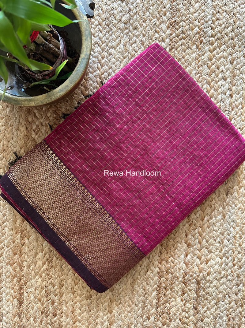 Maheshwari Magenta Zari Checks Saree ZCHX431