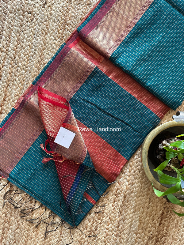 Maheshwari Zari Checks Saree